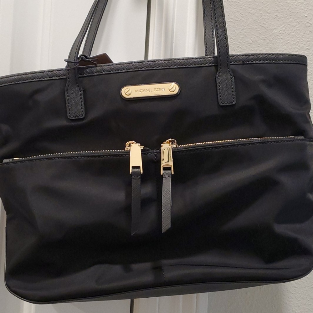 Michael Kors Pocket Tote